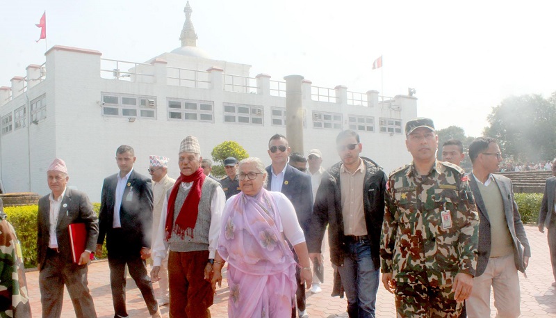 प्रधानमन्त्री कार्कीद्वारा मायादेवी मन्दिरको दर्शन