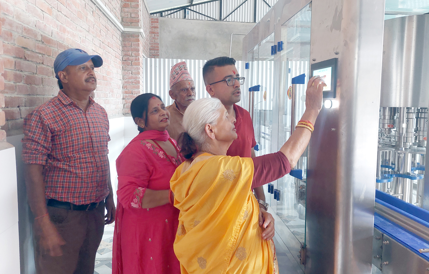 तानसेनमा नयाँ पिउने पानी उद्योग सञ्चालन 