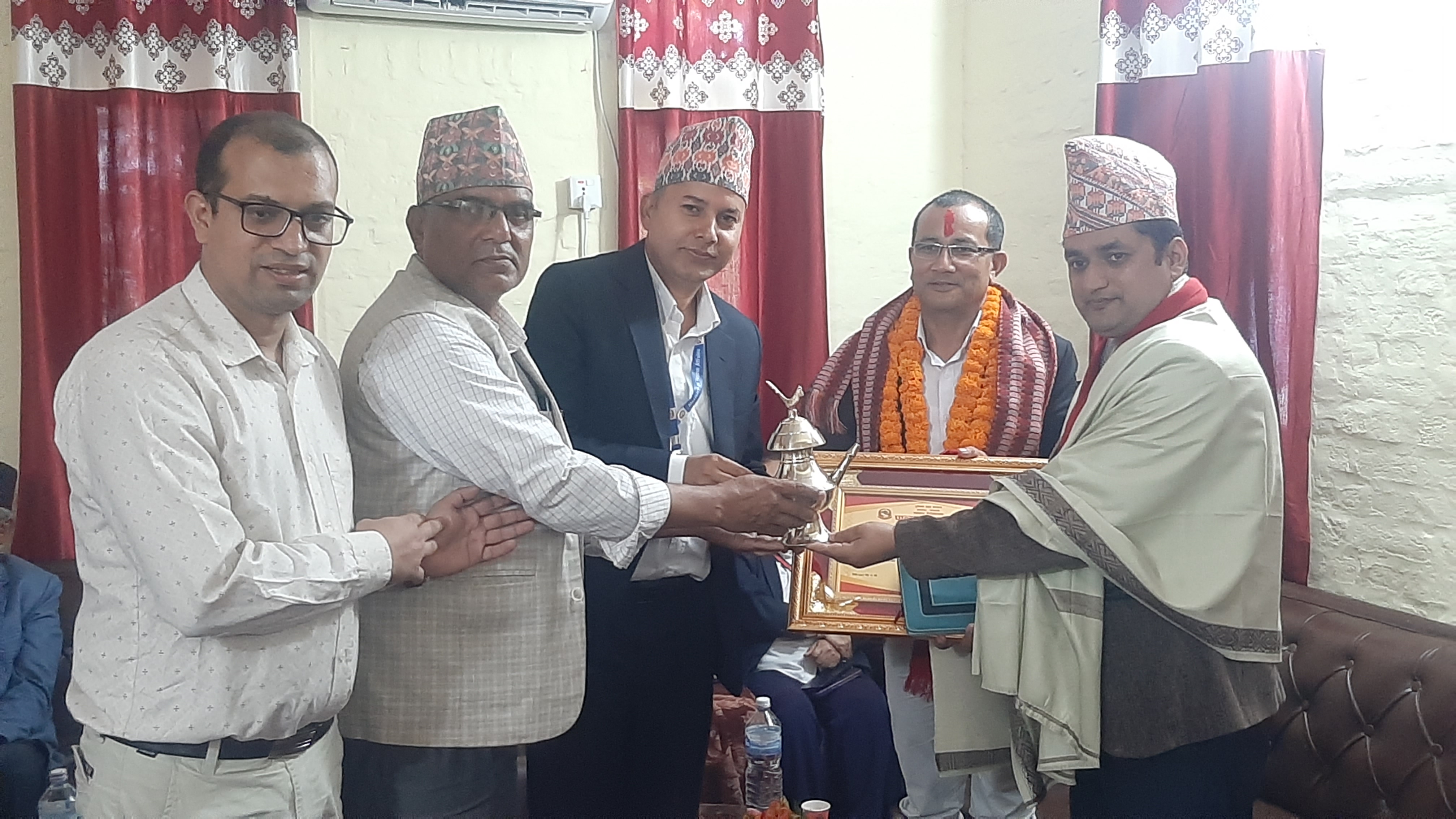 पाल्पा अस्पतालको विकासका लागि सहकार्य गरेर अगाडि बढ्छु : अध्यक्ष कर्माचार्य