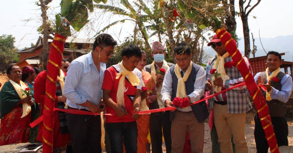 निलकुमारी ठाडाको स्मृतिमा निर्मित भवनको उद्घाटन