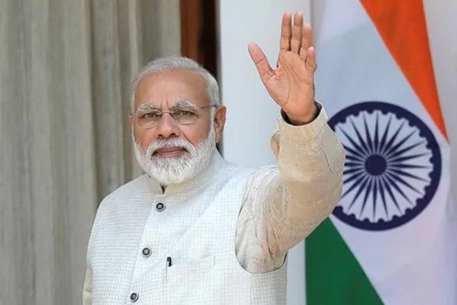 प्रधानमन्त्री मोदीले दिए राजीनामा 