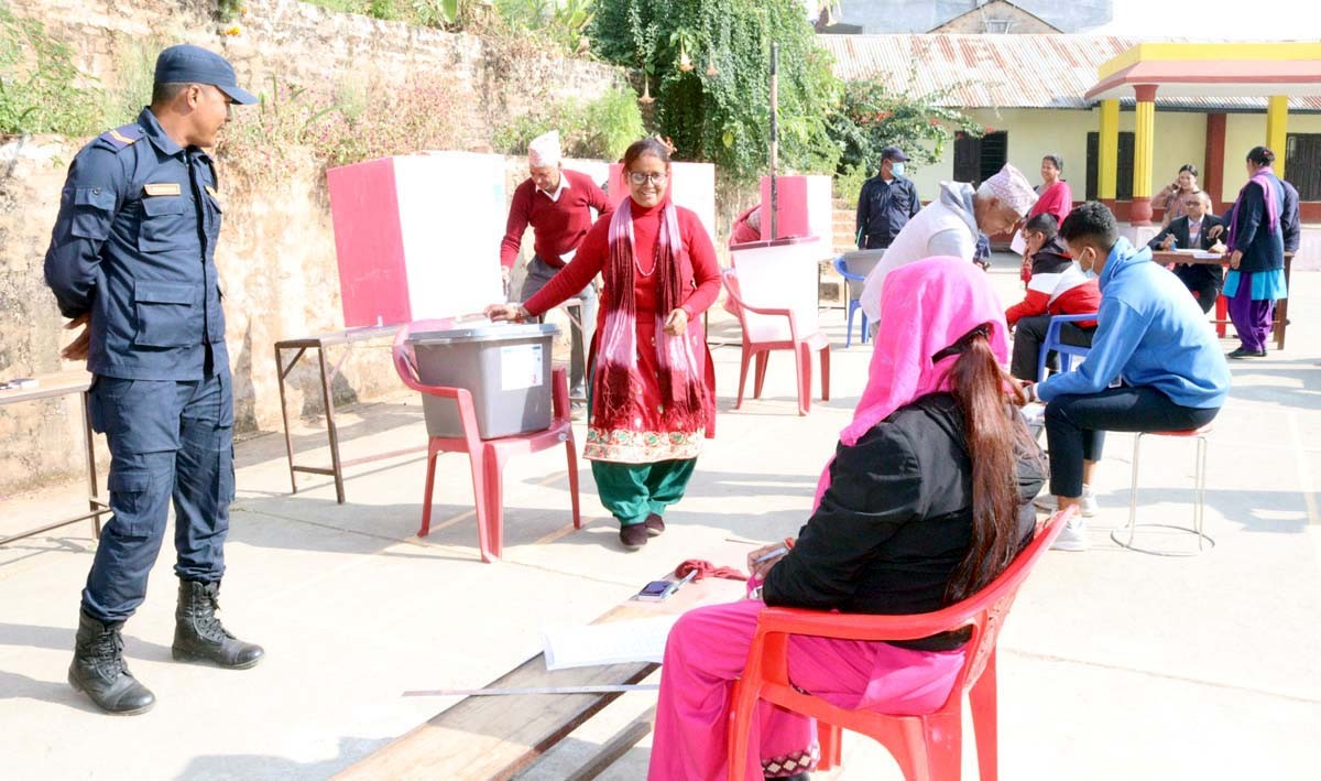पाल्पामा चुनावको झल्को दिने नमुना मतदान