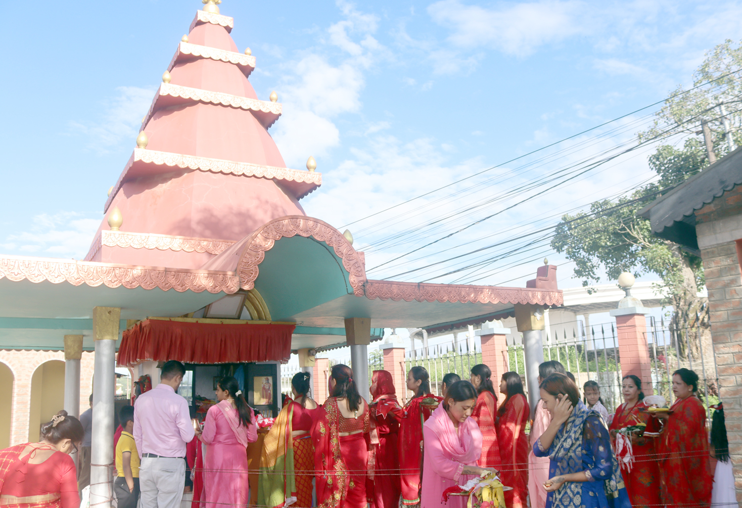 पाल्पाका श्रीकृष्ण मन्दिरमा भक्तजनहरुको भिडभाड