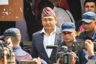 कारागारबाट टोपबहादुर रायमाझी पनि भागे