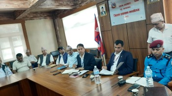 नागरिकले मागेका सूचना नलुकाऔँ : प्रजिअ सुवेदी