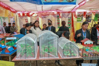 सहकारी संस्थाको आयोजनामा कृषि मेला