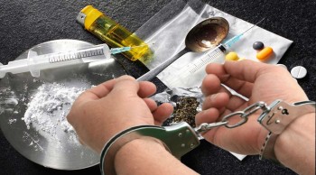 लागूऔषधसहित विभिन्न स्थानबाट १४ जना पक्राउ