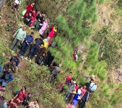 पाल्पाको छहरामा ईभी दुर्घटना हुँदा तीन जनाको मृत्यु