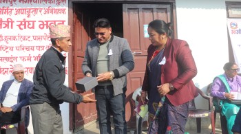 अपाङ्गता भएकाहरुलाई परिचयपत्र र सहायता सामग्री