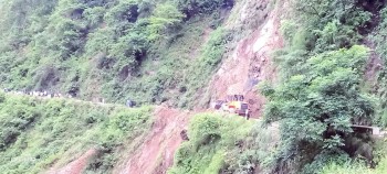 अवरुद्ध सिद्धार्थ राजमार्ग खुल्यो