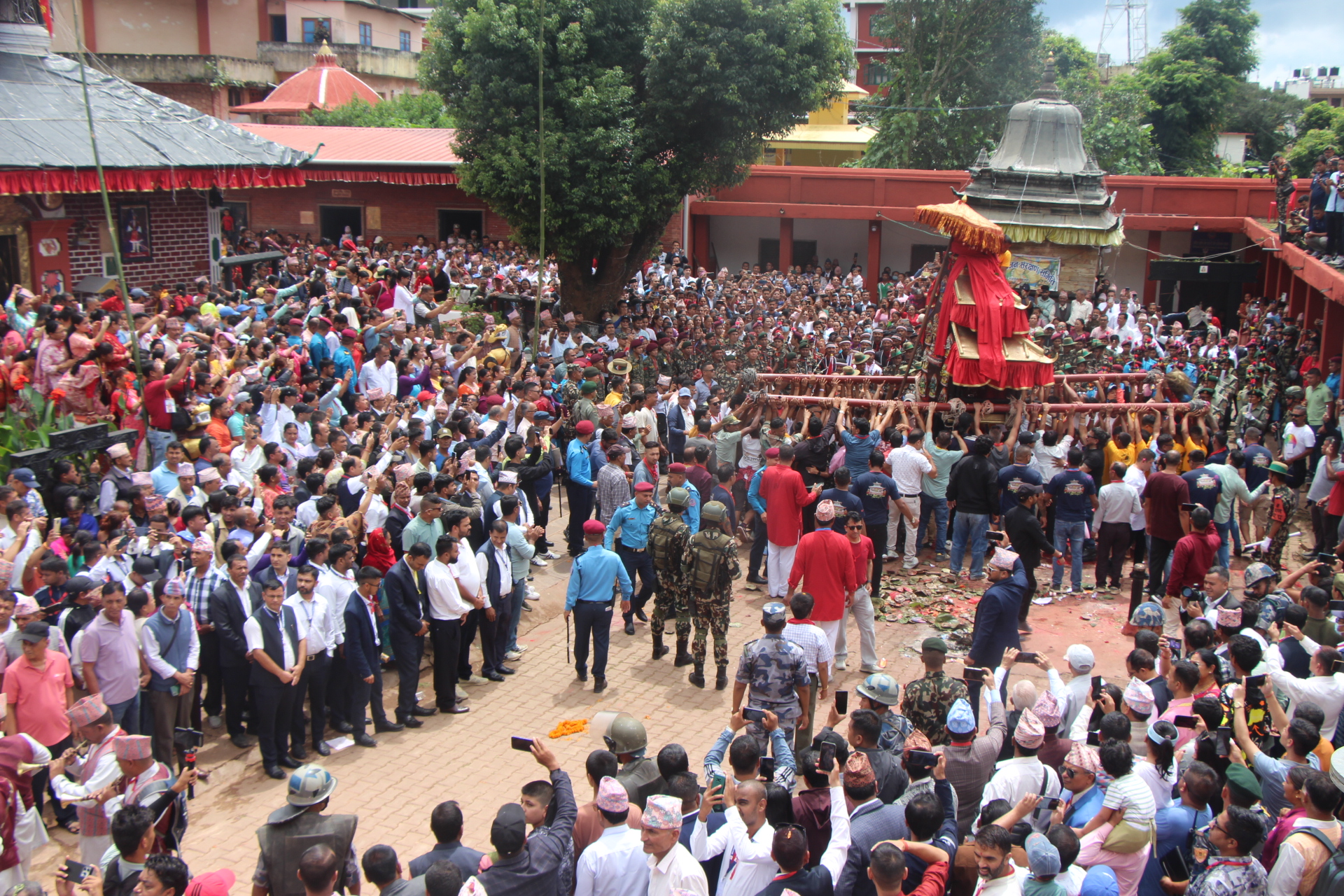 नेपालले अंग्रेजलाई युद्धमा हराएको सम्झनामा पाल्पामा निकालियो भगवती रथयात्रा