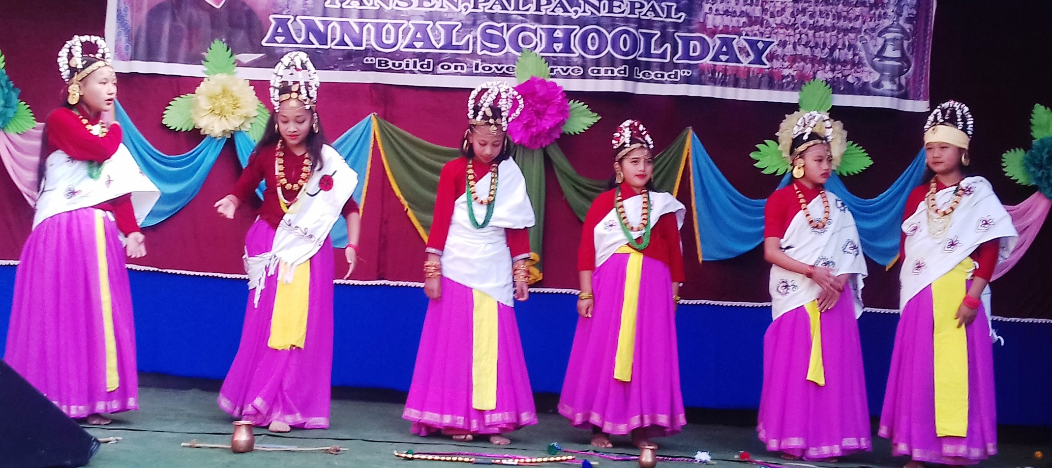 विद्यार्थीकै चाहाना अनुसार वार्षिक उत्सव