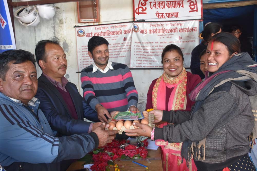 रिब्दीकोटका हजार दिने आमालाई अण्डा