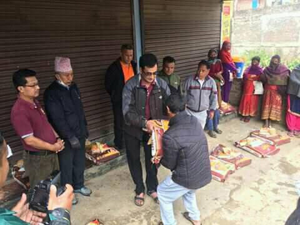 तानसेन गुठी काठमाण्डौँ द्वारा विपन्न परिवारलाई राहत