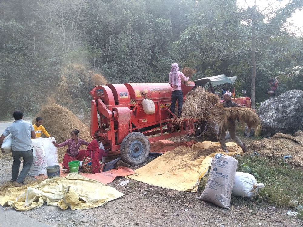 प्रविधितर्फ किसान आकर्षित