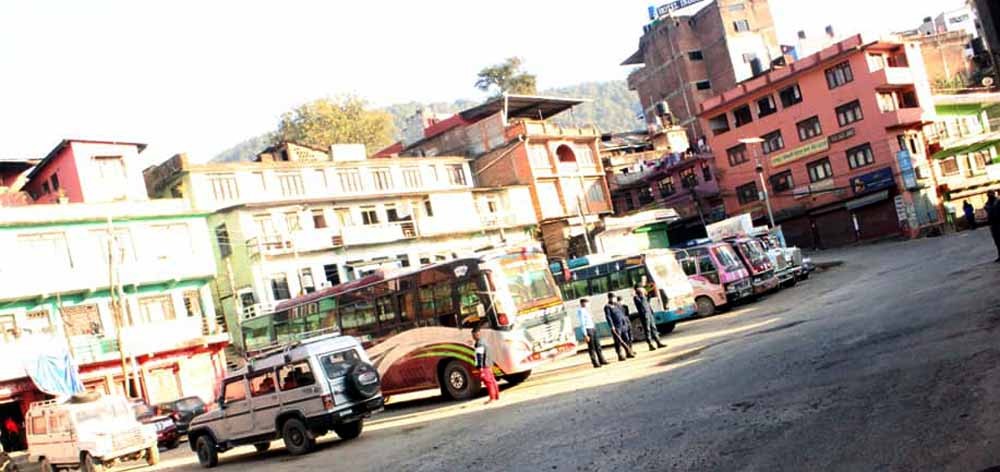 पाल्पामा बन्दको प्रभाव, यात्रुलाई सास्ती