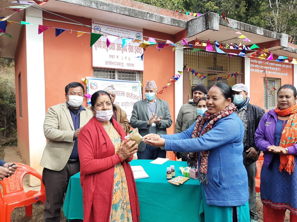 एउटै भवनबाट कृषि, पशु र आयुर्वेद सेवा, सेवाग्राही उत्साहित