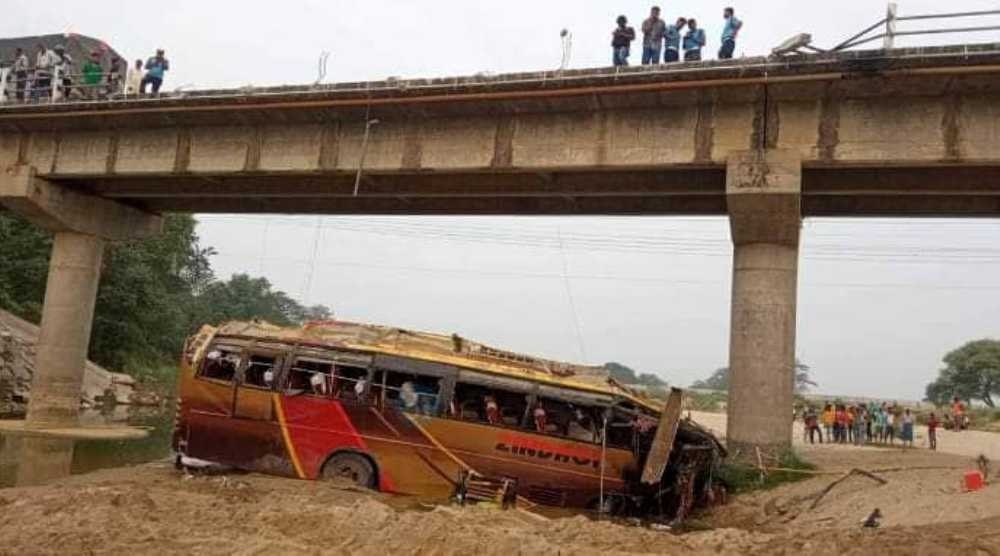 रुपन्देही बस दुर्घटना :  ६ जनाको पहिचान खुल्यो (अपडेट)