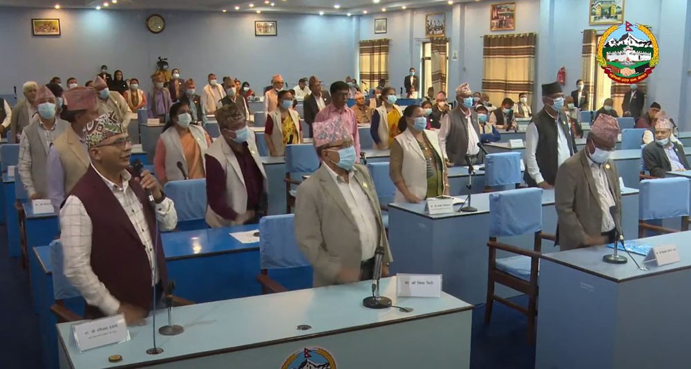 उपचारको नाममा र्याल काढ्ने प्रदेश सांसदहरू
