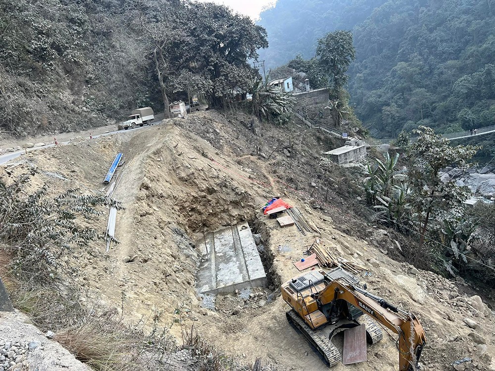 सिद्धार्थ राजमार्ग रातिमा बन्द, दिउँसोमा खुला