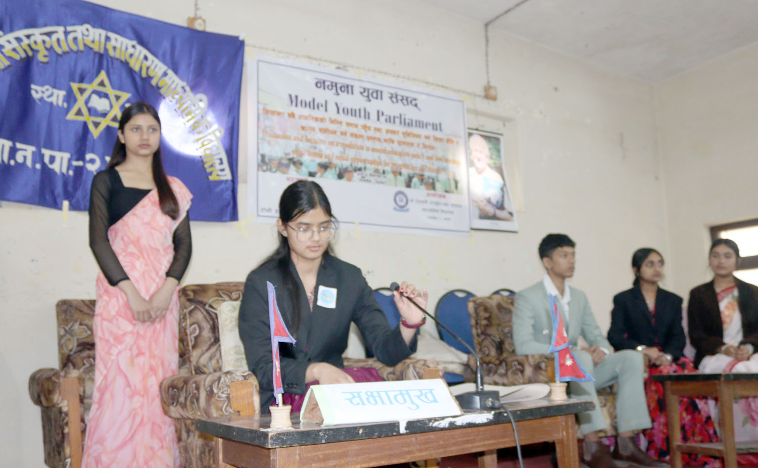 तानसेनको देववाणी माविका विद्यार्थीले गरे संसदीय अभ्यास