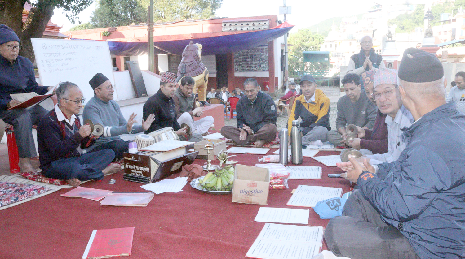 घटस्थापनासँगै पाल्पाका शक्तिपीठमा भक्तजनको चहलपहल