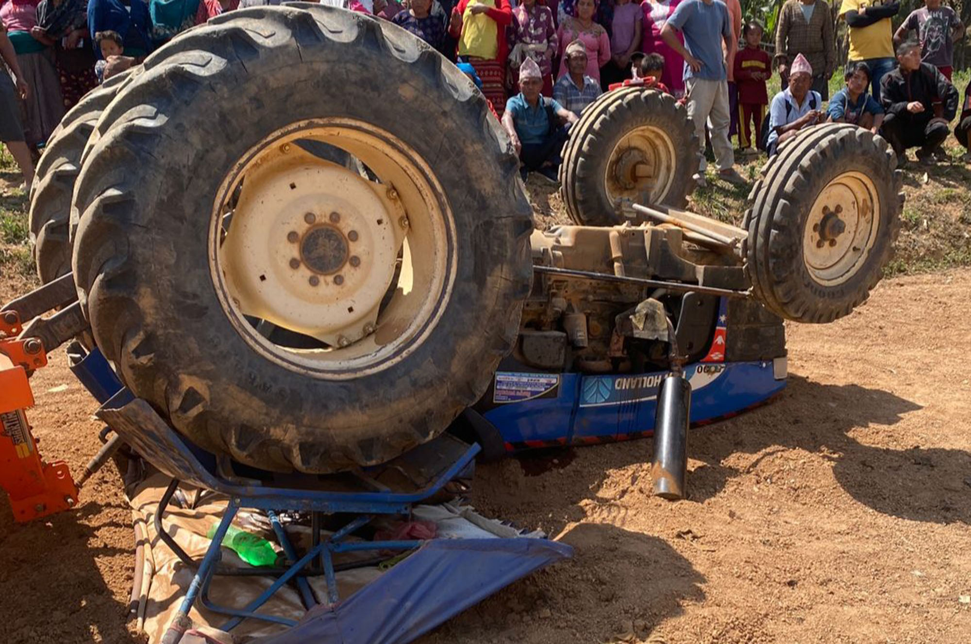 रामपुरमा बारी जोत्ने क्रममा ट्याक्टर  पल्टिदाँ चालकको मृत्यु