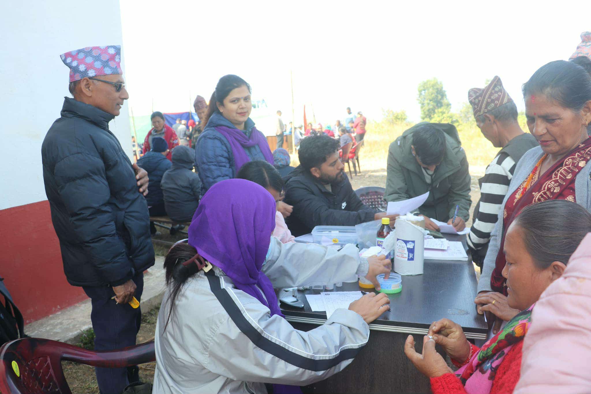 रामपुरमा घुम्ती शिविरमार्फत ४ सय ८५ जनाले लिए सेवा