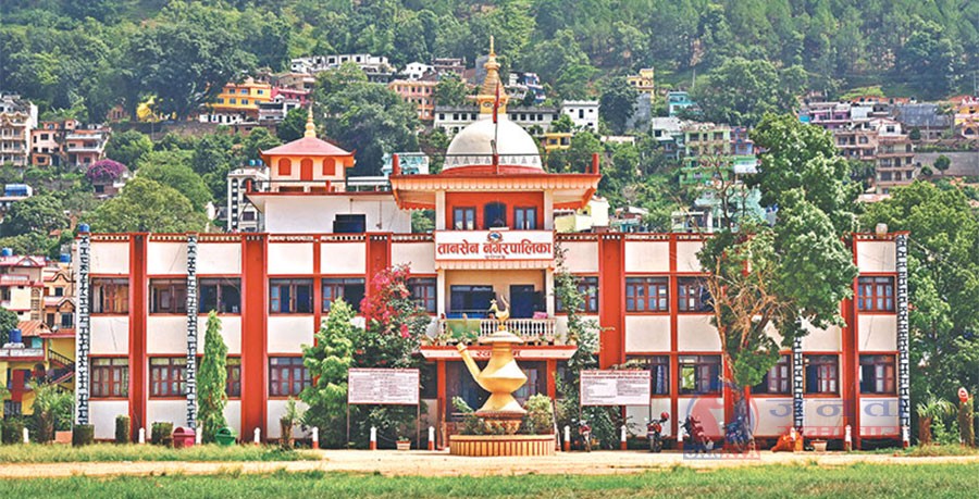 कोभिडबाट प्रभावित तानसेनका युवालाई अभिमुखिकरण