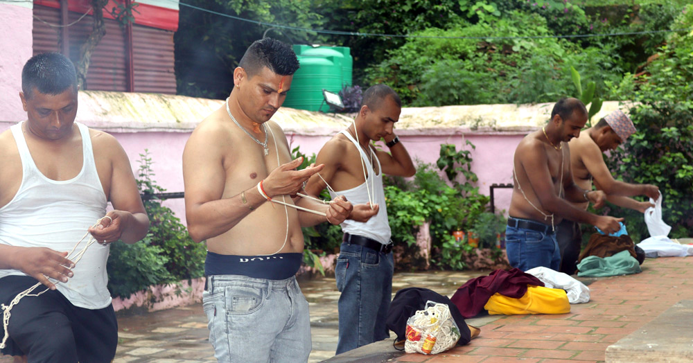 हराउँदै जनै बाट्ने संस्कृति :  पुराना पुस्ता चिन्तित