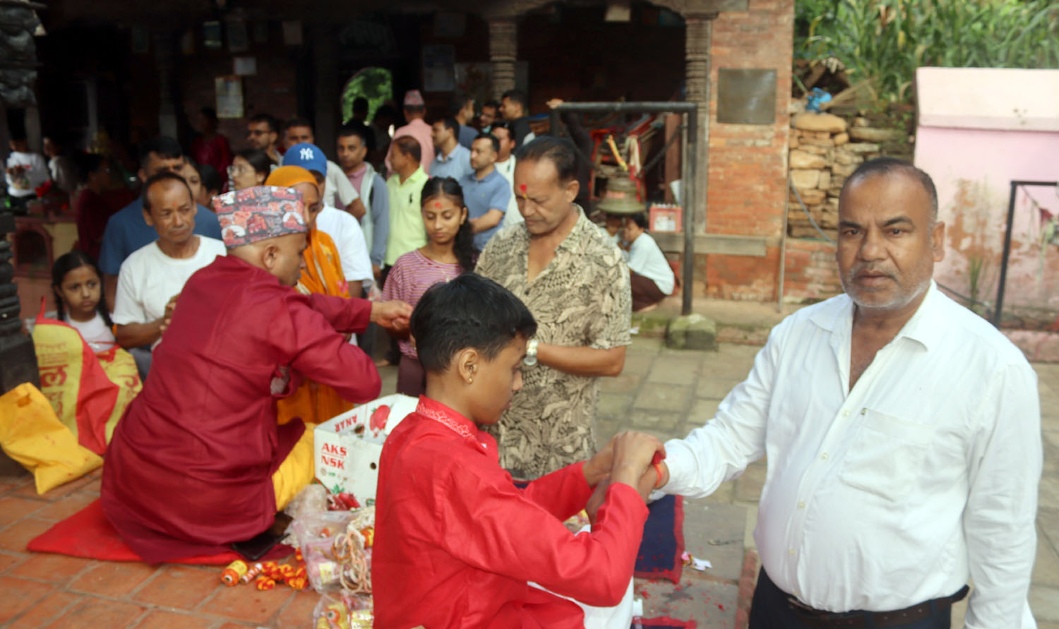 पाल्पामा जनै, रक्षाबन्धन धारण गरेर मनाइयो जनैपूर्णिमा