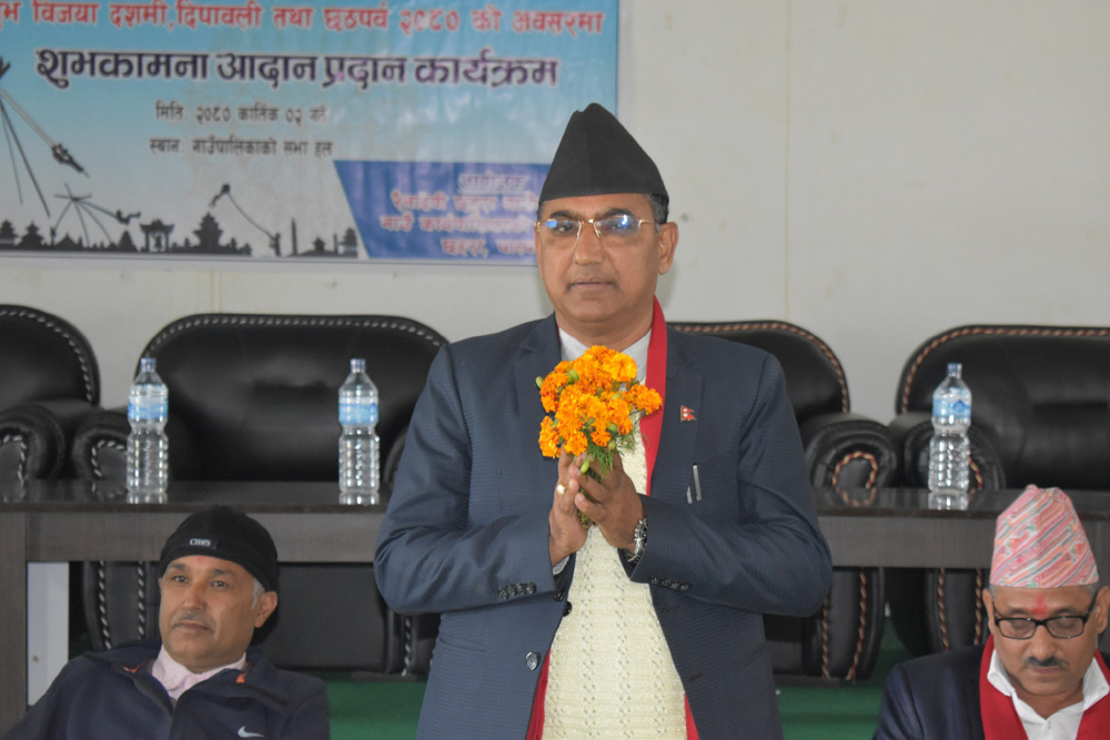 रैनादेवी छहराले गर्यो गाउँवासीको माझमा  शुभकामना –आदान, गाउँवासीमा बढ्यो आत्मियता 