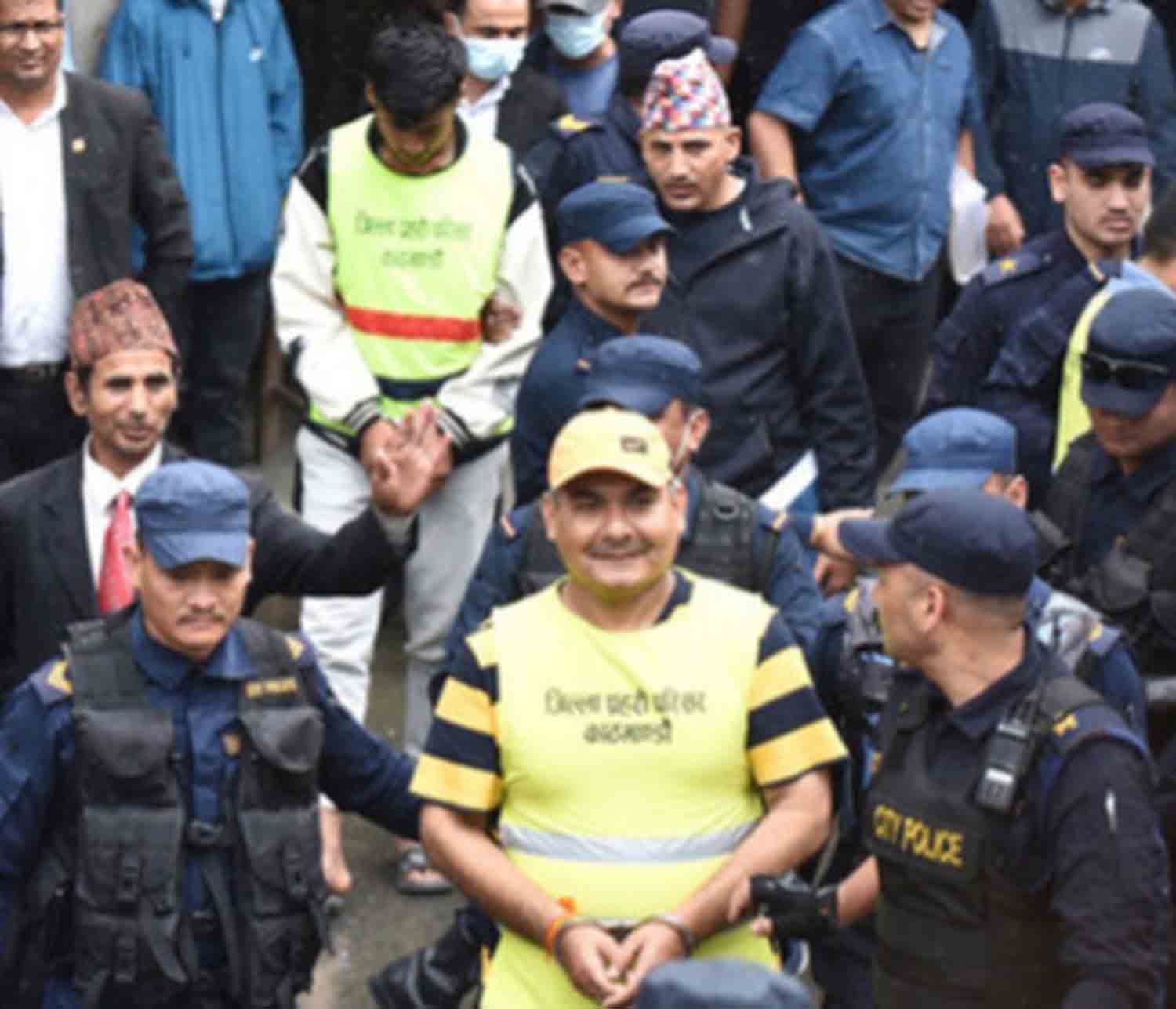 दुर्गा प्रसाईंसहित ७ जना कारागार चलान