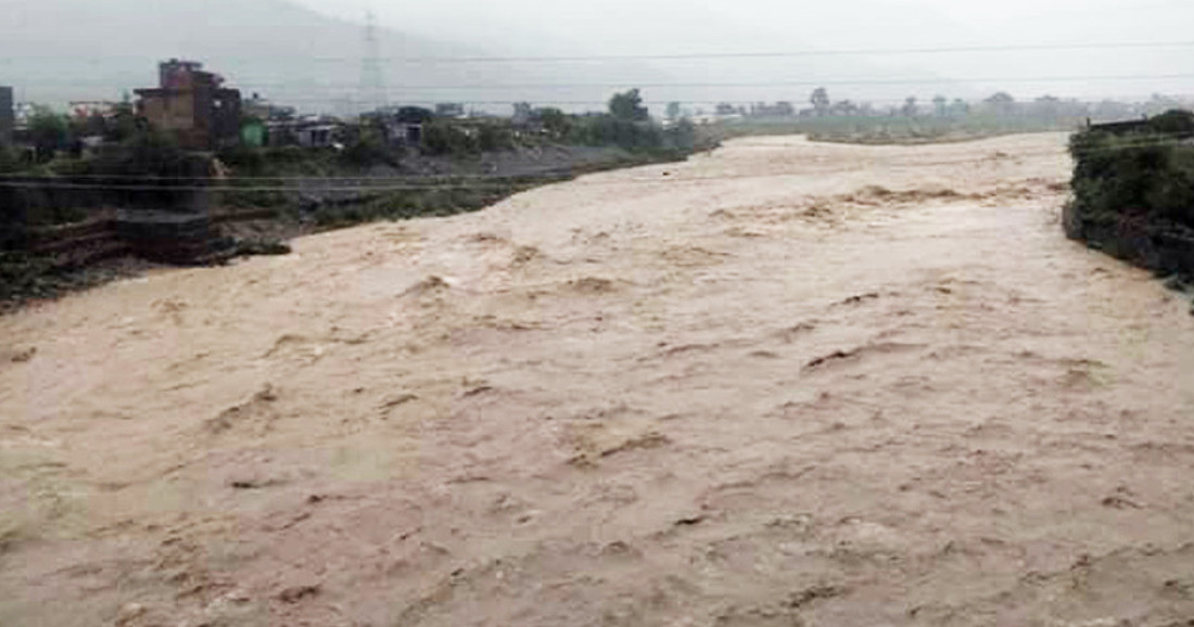 तिनाउ नदीमा बाढीः तटीय क्षेत्रमा उच्च सतर्कता अपनाउन आग्रह